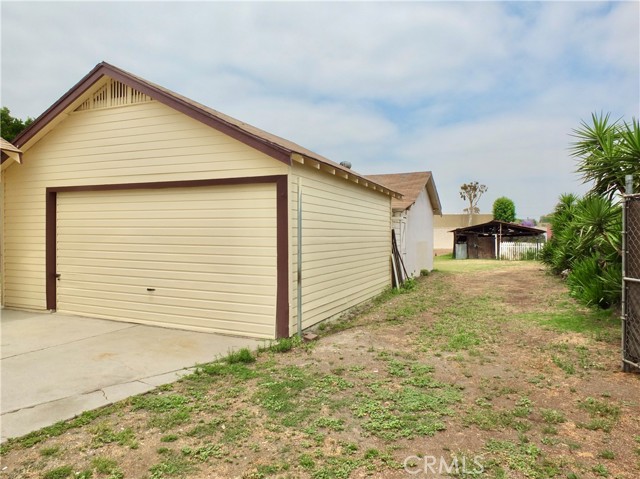10505 Artesia Blvd., Bellflower CA: https://media.crmls.org/medias/e0a2475c-d3c4-467f-98a0-1717ef76b005.jpg