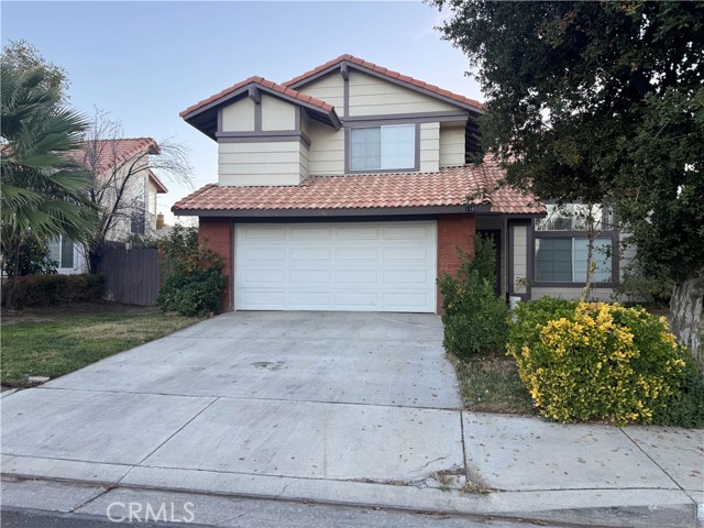 Detail Gallery Image 2 of 4 For 1160 Garnet, Palmdale,  CA 93550 - 4 Beds | 3 Baths