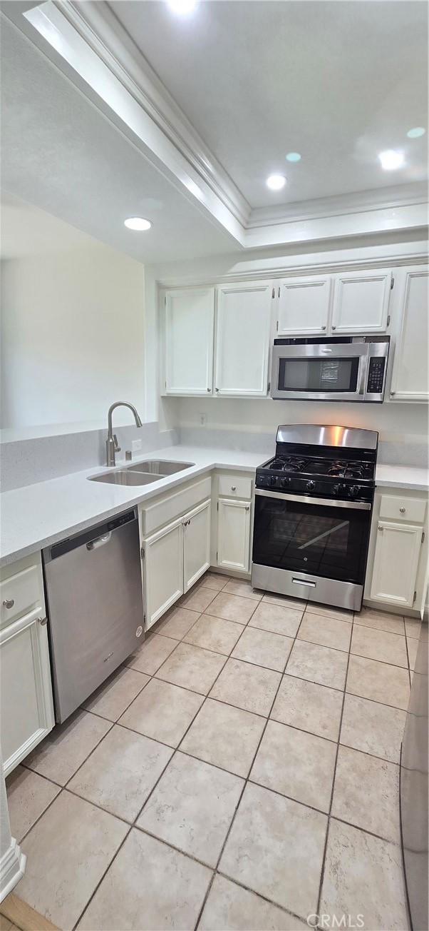 Detail Gallery Image 11 of 71 For 2110 Almeria St #106,  Corona,  CA 92879 - 3 Beds | 2/1 Baths