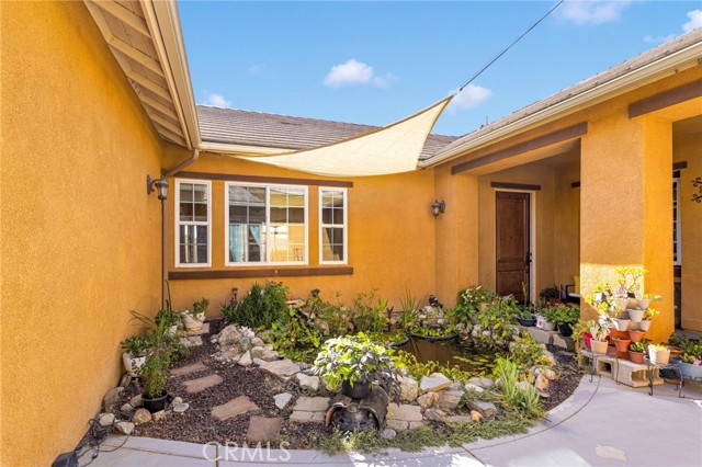 Detail Gallery Image 10 of 75 For 12916 Hyperion Ln, Apple Valley,  CA 92308 - 5 Beds | 3/1 Baths