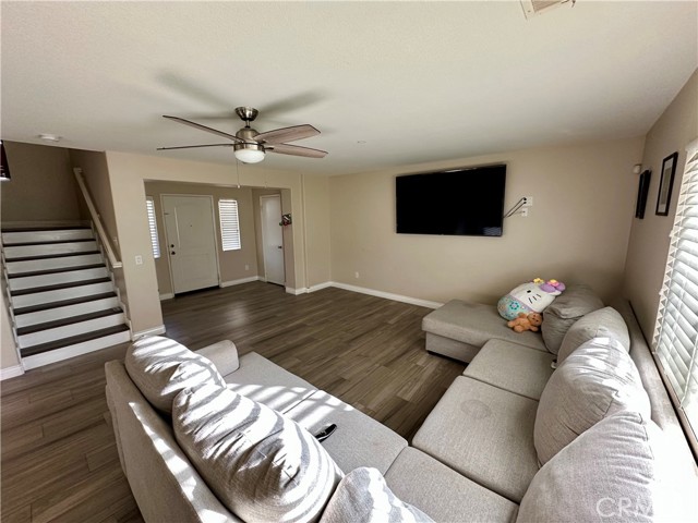 1752 El Nido, Perris CA: https://media.crmls.org/medias/e0a2f432-1bb5-4a18-8db0-533be4a61072.jpg