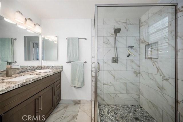 Detail Gallery Image 17 of 23 For 1604 E 2nd 1a,  Long Beach,  CA 90802 - 2 Beds | 2 Baths
