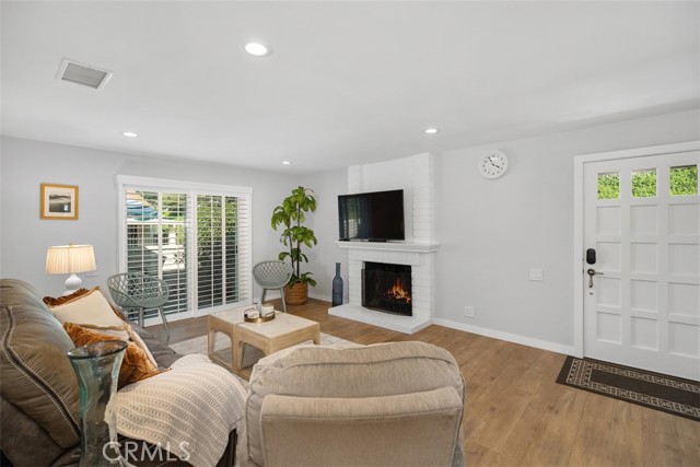 5345 Bahia Blanca W, Laguna Woods CA: https://media.crmls.org/medias/e0a4574b-5961-43b7-92fa-b1c49e5cd277.jpg