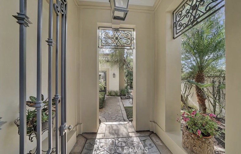 MLS #OC25263952 image #6