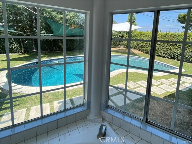 Detail Gallery Image 28 of 35 For 20329 Haynes St, Winnetka,  CA 91306 - 4 Beds | 2 Baths