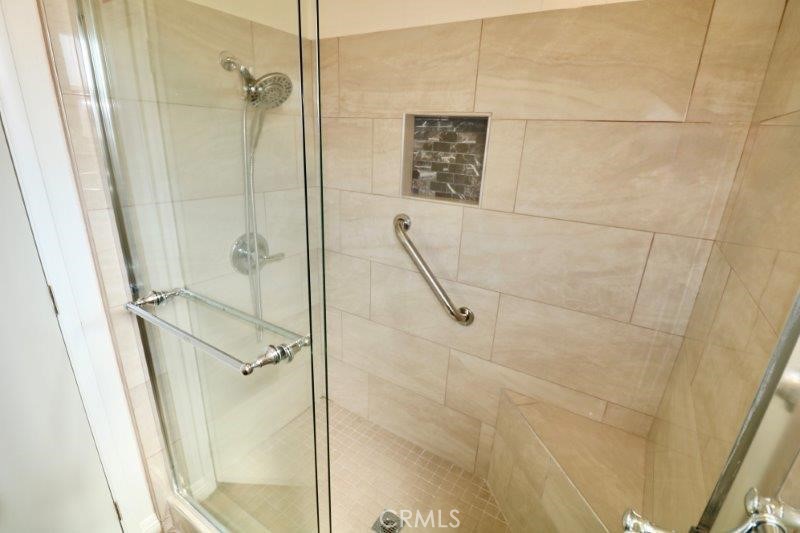 MLS #OC25237648 image #32