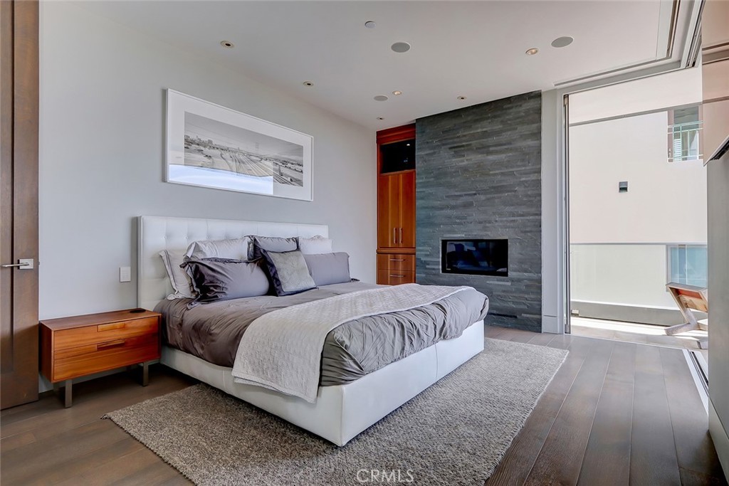 3208 Ocean Drive