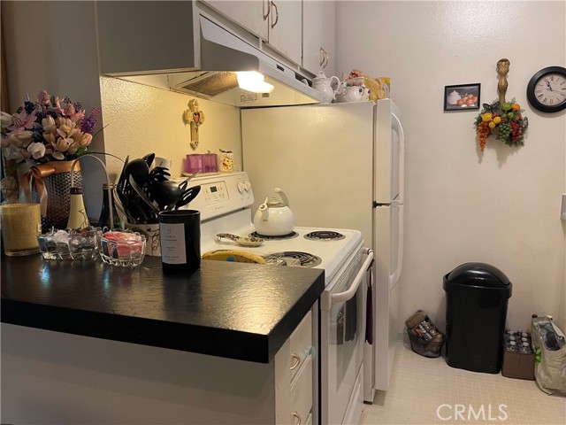 436 Bellflower Boulevard, Long Beach, California 90814, 1 Bedroom Bedrooms, ,1 BathroomBathrooms,Condominium,For Sale,Bellflower,PW24226013