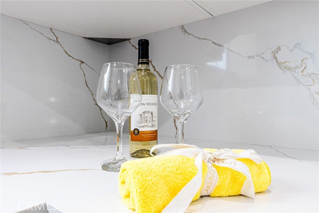 Detail Gallery Image 6 of 34 For 4445 Auckland Avenue, Toluca Lake,  CA 91602 - 4 Beds | 3 Baths