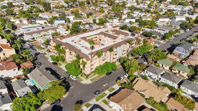 Detail Gallery Image 3 of 39 For 2507 E 15th #304,  Long Beach,  CA 90804 - 2 Beds | 2 Baths