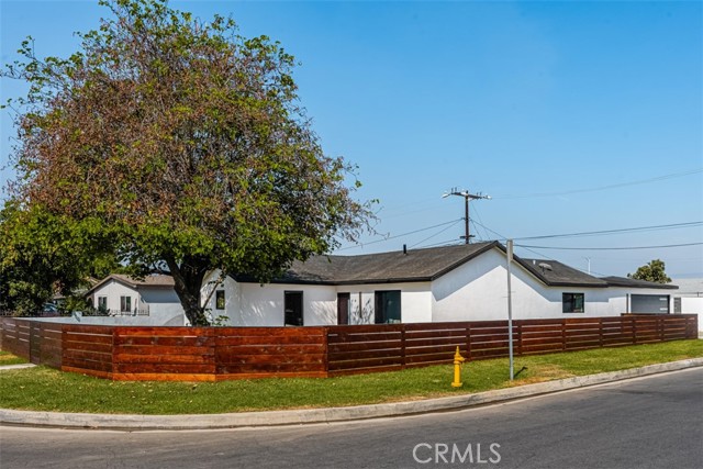 849 Melham Avenue, La Puente CA: https://media.crmls.org/medias/e0a97815-e77a-4bee-87f2-bd515f5f8079.jpg