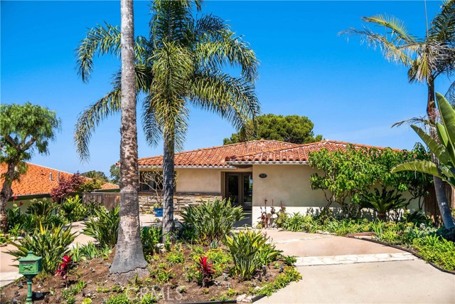 717 Cloyden Square, Palos Verdes Estates, California 90274, 4 Bedrooms Bedrooms, ,2 BathroomsBathrooms,Residential,Sold,Cloyden,SB21192553