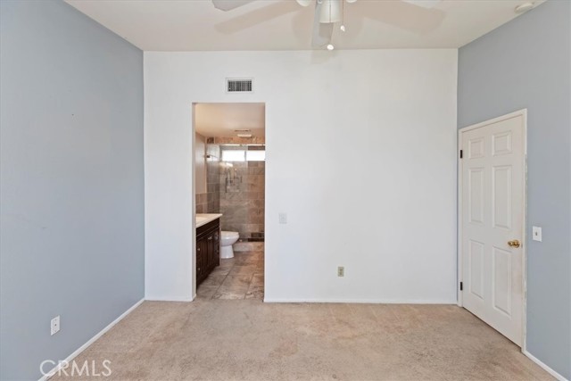 Detail Gallery Image 18 of 31 For 983 Elsa Ct #B,  Corona,  CA 92881 - 2 Beds | 2/1 Baths