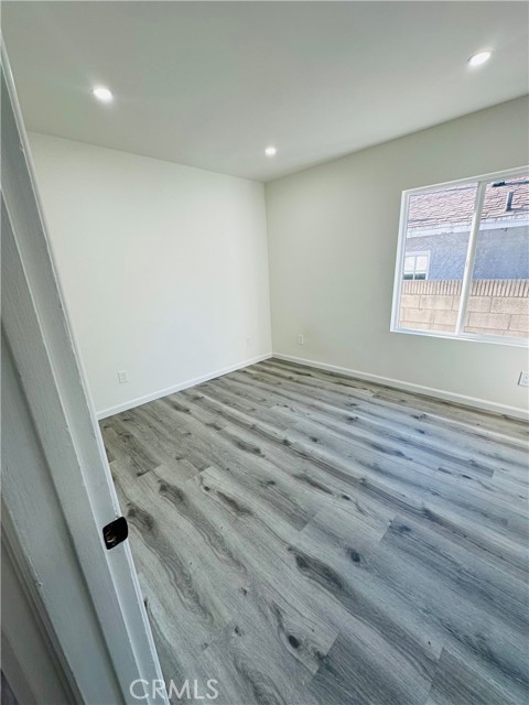 Detail Gallery Image 26 of 30 For 3634 Caspian, Long Beach,  CA 90810 - 4 Beds | 2 Baths