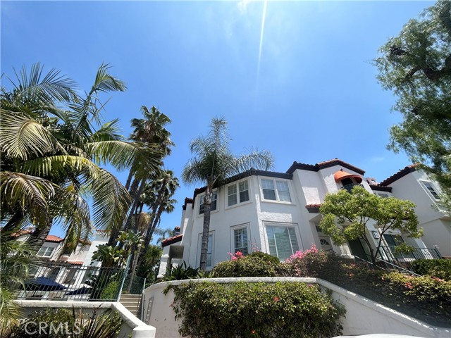 2911 Ballesteros Lane, Tustin CA: https://media.crmls.org/medias/e0aab60c-88a6-4f8c-88bb-b21c0b854300.jpg