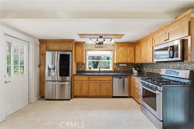 Image 10 of 49 For 13730 Nimshew Road