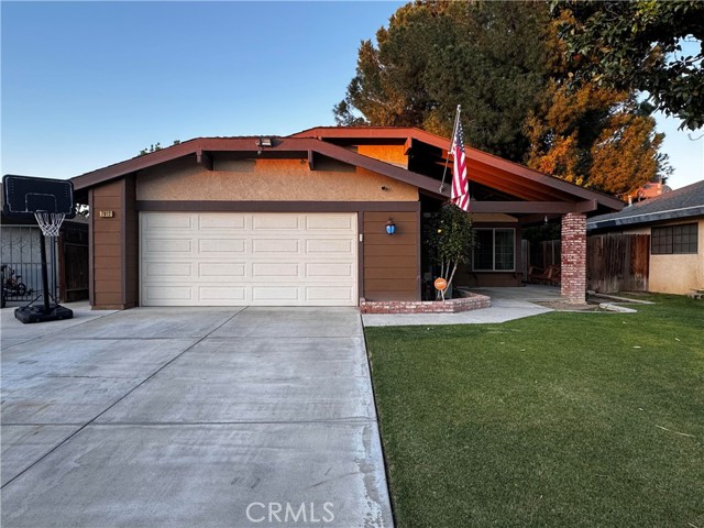 Detail Gallery Image 1 of 18 For 7812 Cibola Dr, Bakersfield,  CA 93309 - 3 Beds | 2 Baths