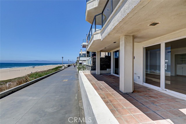 1508 The Strand, Manhattan Beach, California 90266, 5 Bedrooms Bedrooms, ,5 BathroomsBathrooms,Residential,Sold,The Strand,SB24189773