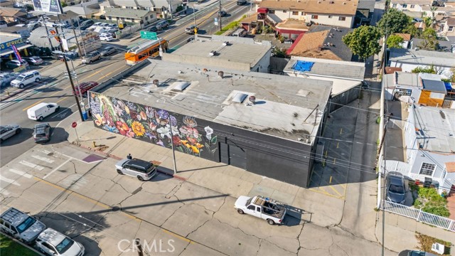 Image 40 of 54 For 1303 Anaheim Street