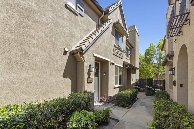 Detail Gallery Image 1 of 33 For 28385 Mirabelle Ln, Saugus,  CA 91350 - 2 Beds | 2 Baths
