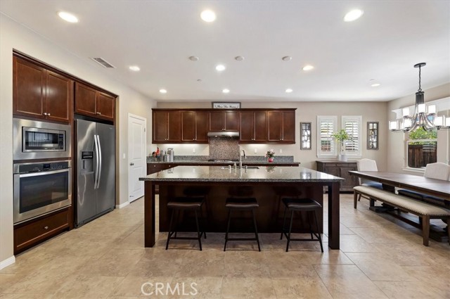 27881 Seneca Court, Menifee CA: https://media.crmls.org/medias/e0ac8e82-8eda-4f77-be40-178832f4ef06.jpg