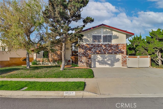 Detail Gallery Image 1 of 52 For 3223 Shepherd Dr, Camarillo,  CA 93010 - 4 Beds | 3 Baths