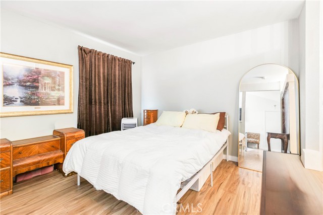 960 East Bonita Ave #14 photo 9