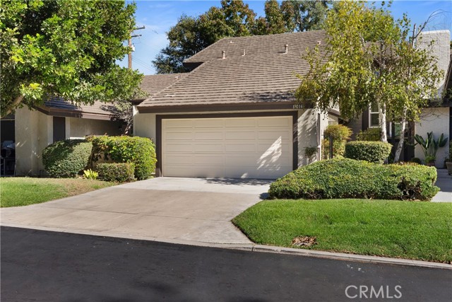 Detail Gallery Image 1 of 26 For 17016 Mount Lyndora, Fountain Valley,  CA 92708 - 3 Beds | 2/1 Baths