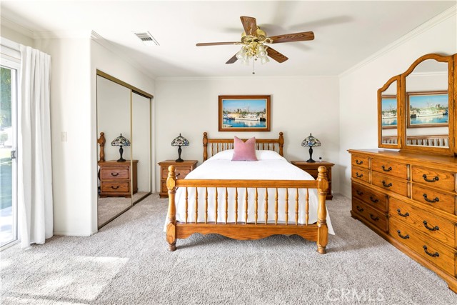 274 N Hemet Street, Hemet CA: https://media.crmls.org/medias/e0ae6d86-1389-42fc-87fd-dc4ec908f1fc.jpg