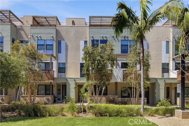 Detail Gallery Image 4 of 36 For 1667 Grand View, Costa Mesa,  CA 92627 - 3 Beds | 3/2 Baths