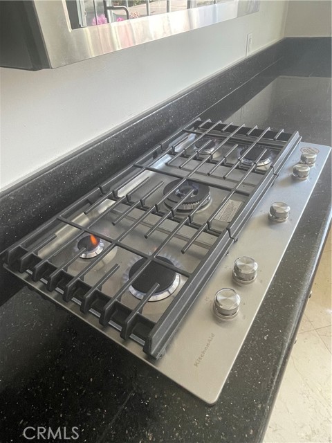 Stainless steel cooktop