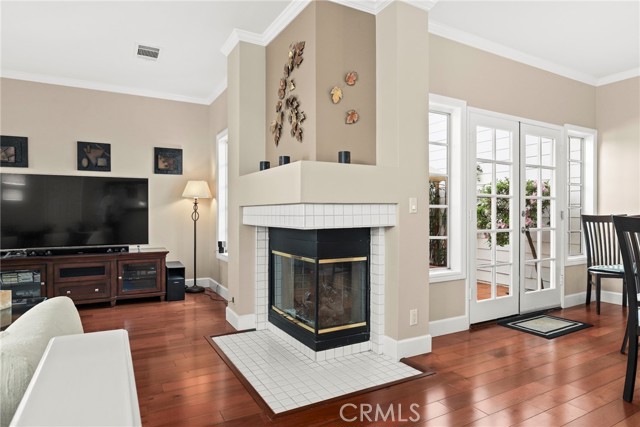 Detail Gallery Image 5 of 44 For 841 Sunstone St, Westlake Village,  CA 91362 - 3 Beds | 2/1 Baths