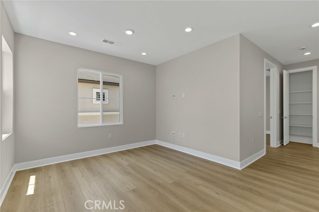 726 Olivier Drive, Placentia CA: https://media.crmls.org/medias/e0b090eb-03de-4274-b23b-fdce2a6cc60c.jpg