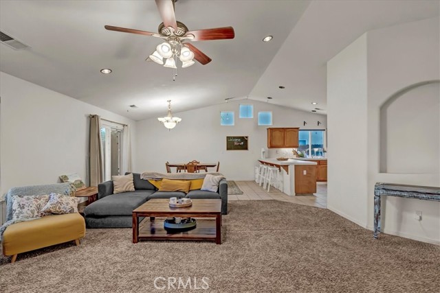 Detail Gallery Image 10 of 39 For 732 Crescent Ct, Lemoore,  CA 93245 - 3 Beds | 2 Baths