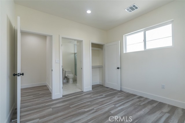 Detail Gallery Image 30 of 42 For 443 N Harvard Bld, Los Angeles,  CA 90004 - 3 Beds | 3 Baths
