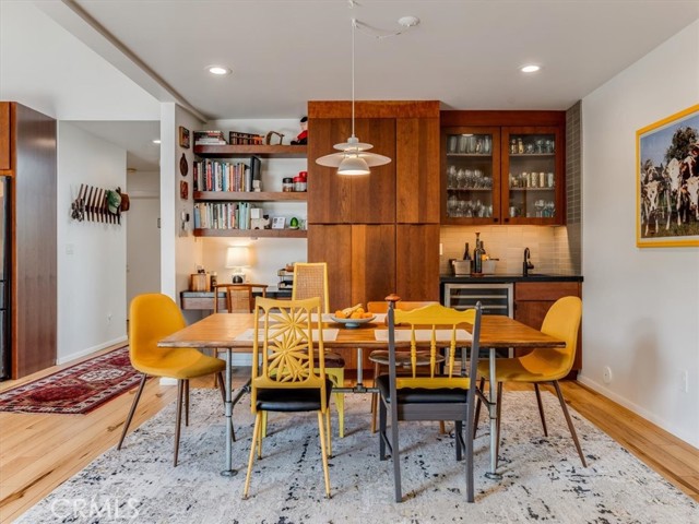 1750 La Luna Court, San Luis Obispo CA: https://media.crmls.org/medias/e0b1de01-dee0-40c8-83db-06f153ce494e.jpg