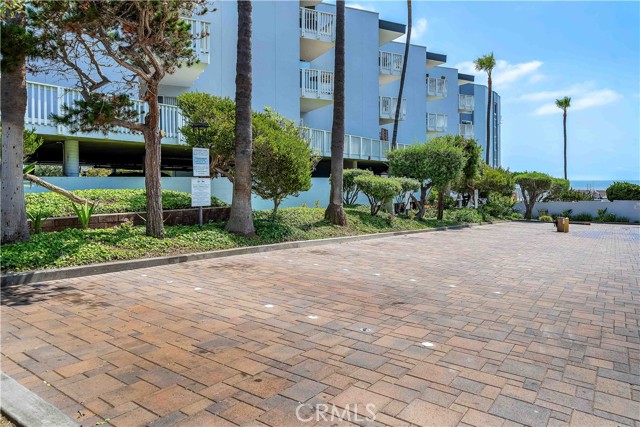 Detail Gallery Image 14 of 31 For 640 the Village #201,  Redondo Beach,  CA 90277 - 0 Beds | 1 Baths