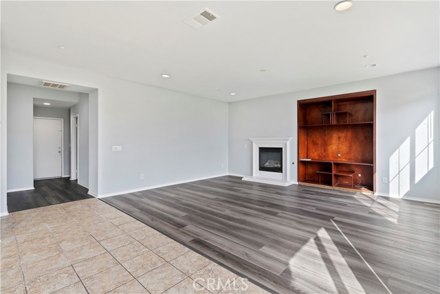 Detail Gallery Image 14 of 39 For 6825 Tahoe Way, Fontana,  CA 92336 - 4 Beds | 2/1 Baths