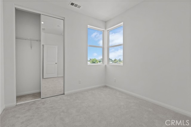 1661 W Broadway Lane, Anaheim CA: https://media.crmls.org/medias/e0b30519-c762-4c49-b7be-028930b0e93a.jpg