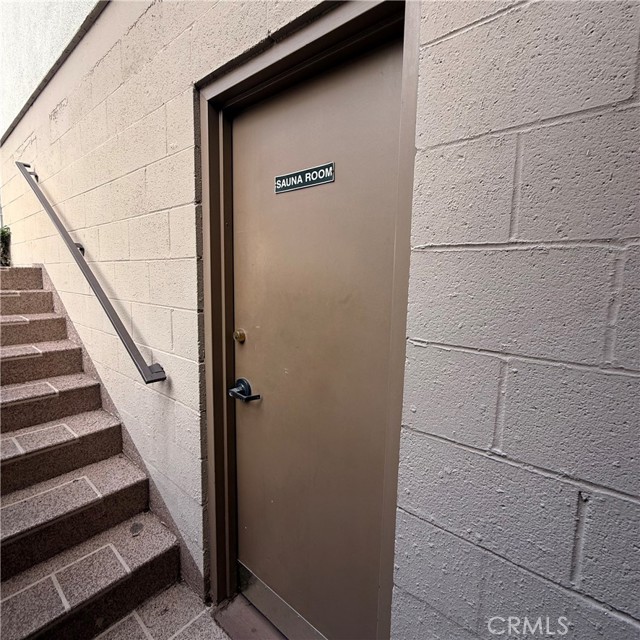 Detail Gallery Image 13 of 14 For 12801 Moorpark #106,  Studio City,  CA 91604 - 2 Beds | 2 Baths