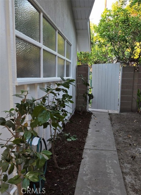 Detail Gallery Image 29 of 31 For 8439 Venus Dr, Buena Park,  CA 90620 - 5 Beds | 3 Baths