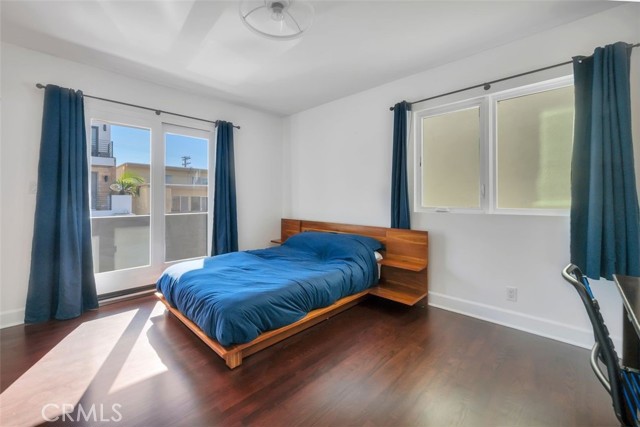 Detail Gallery Image 23 of 37 For 225 33rd, Hermosa Beach,  CA 90254 - 5 Beds | 5 Baths