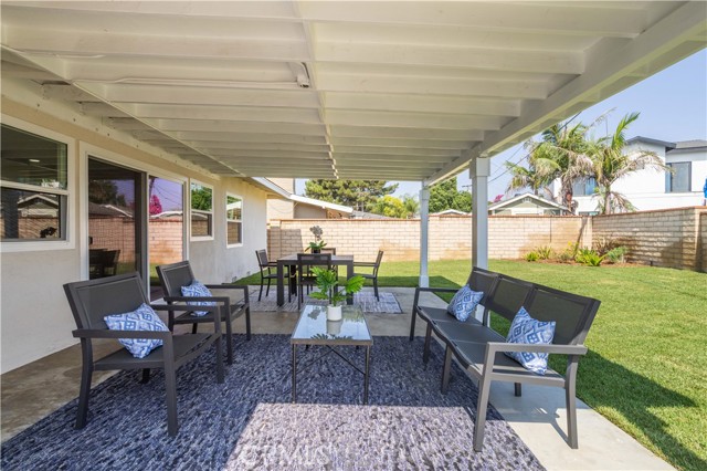 Detail Gallery Image 19 of 33 For 20341 Schoenborn St, Winnetka,  CA 91306 - 3 Beds | 2 Baths