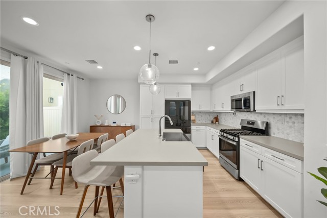 Detail Gallery Image 6 of 38 For 16157 Sandpiper Ave, Chino,  CA 91708 - 4 Beds | 3 Baths