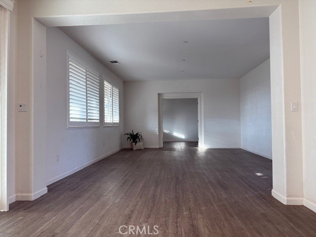 Detail Gallery Image 10 of 35 For 429 Carly Anne, Merced,  CA 95341 - 6 Beds | 3 Baths