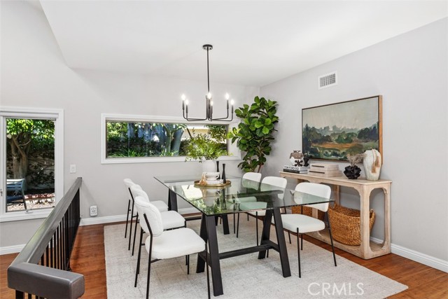 17 Wandering Rill, Irvine CA: https://media.crmls.org/medias/e0b67867-7a17-4dad-ac47-5d6ac75626d1.jpg