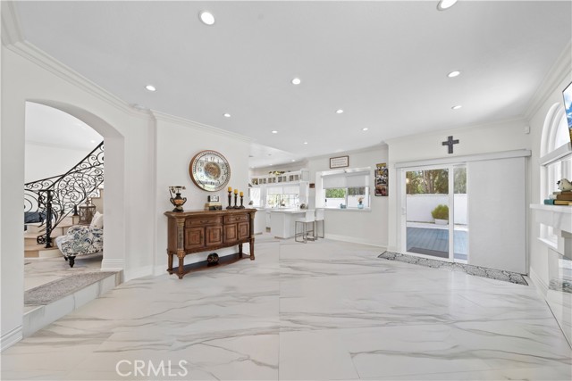 2 Corsica, Laguna Niguel CA: https://media.crmls.org/medias/e0b6ca30-aba4-4a20-aef5-568e27220b12.jpg