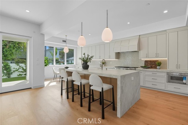 2904 Palm Avenue, Manhattan Beach CA: https://media.crmls.org/medias/e0b737df-8709-45d4-ad72-b517ea0eb93c.jpg