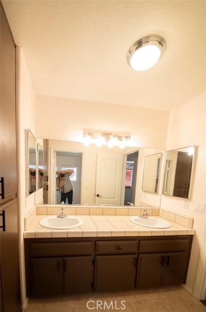 Detail Gallery Image 31 of 42 For 12819 Shorewood St, Victorville,  CA 92392 - 4 Beds | 2/1 Baths
