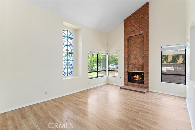 15360 Metropol Drive, Hacienda Heights CA: https://media.crmls.org/medias/e0b78a20-c710-4c98-91aa-ab03a7dee104.jpg